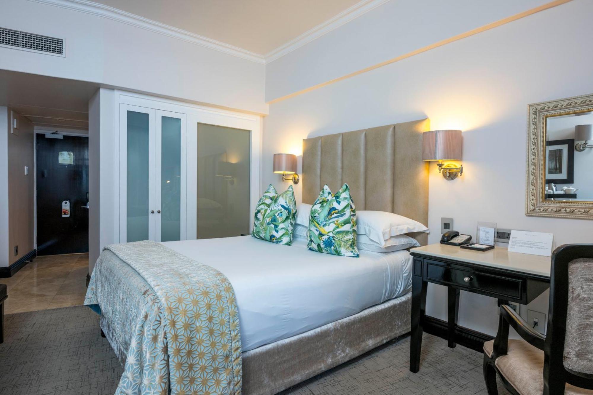 דורבן Beverly Hills מראה חיצוני תמונה A bedroom at the hotel